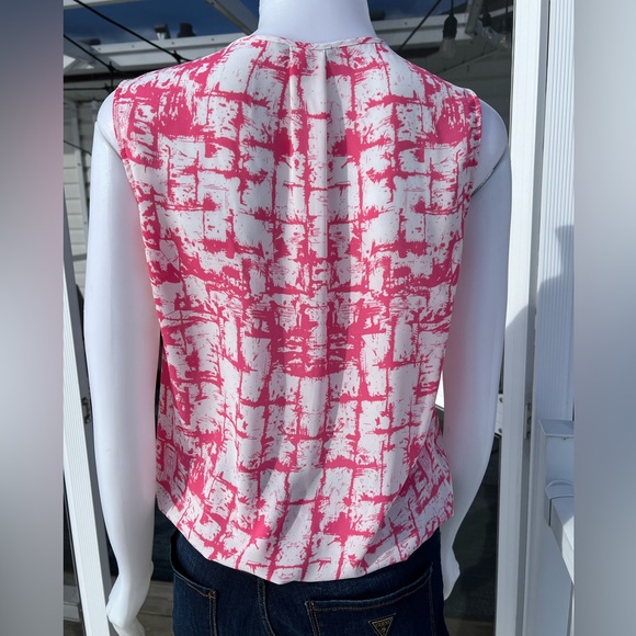 RW & Co Sleeveless Blouse - Picture 2 of 3